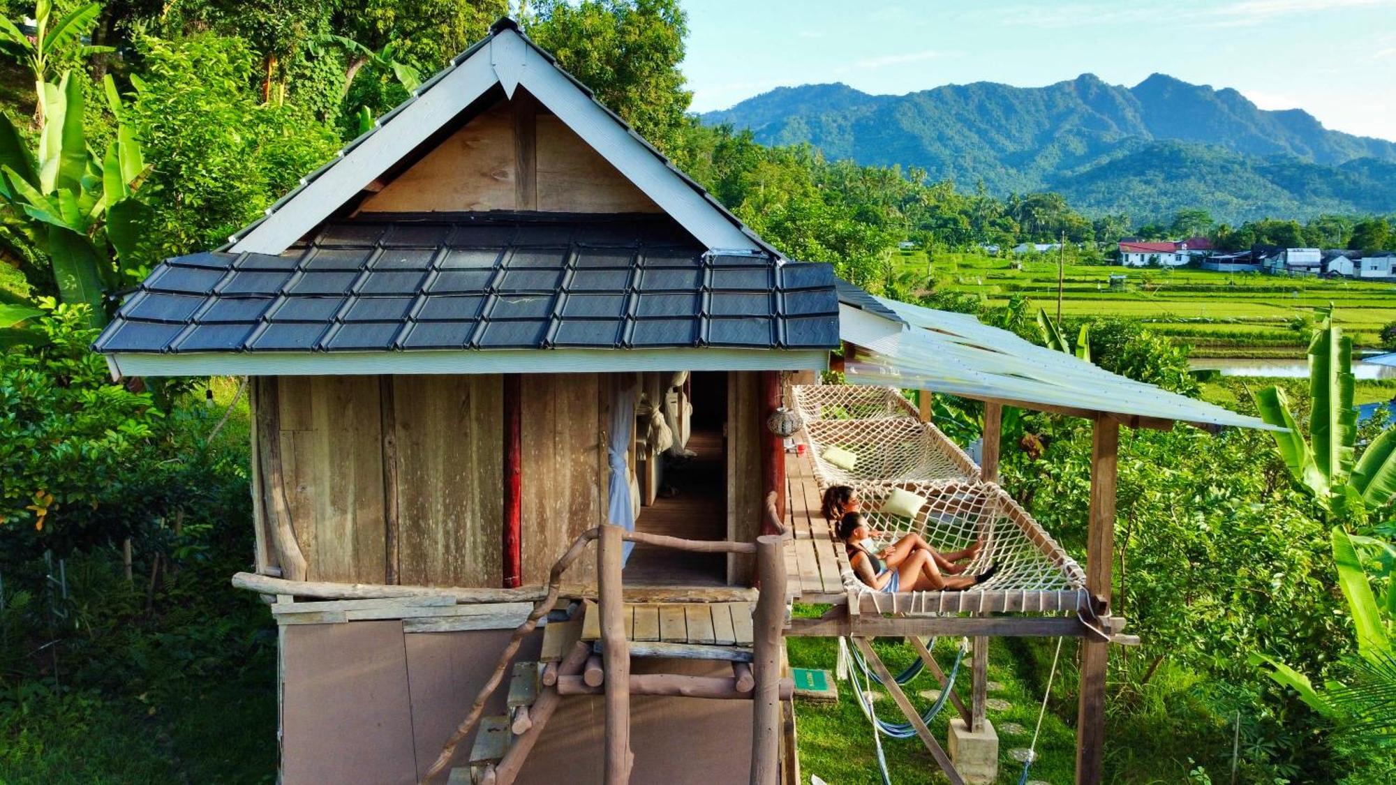 De Chicktoria Hostel Pemenang 외부 사진